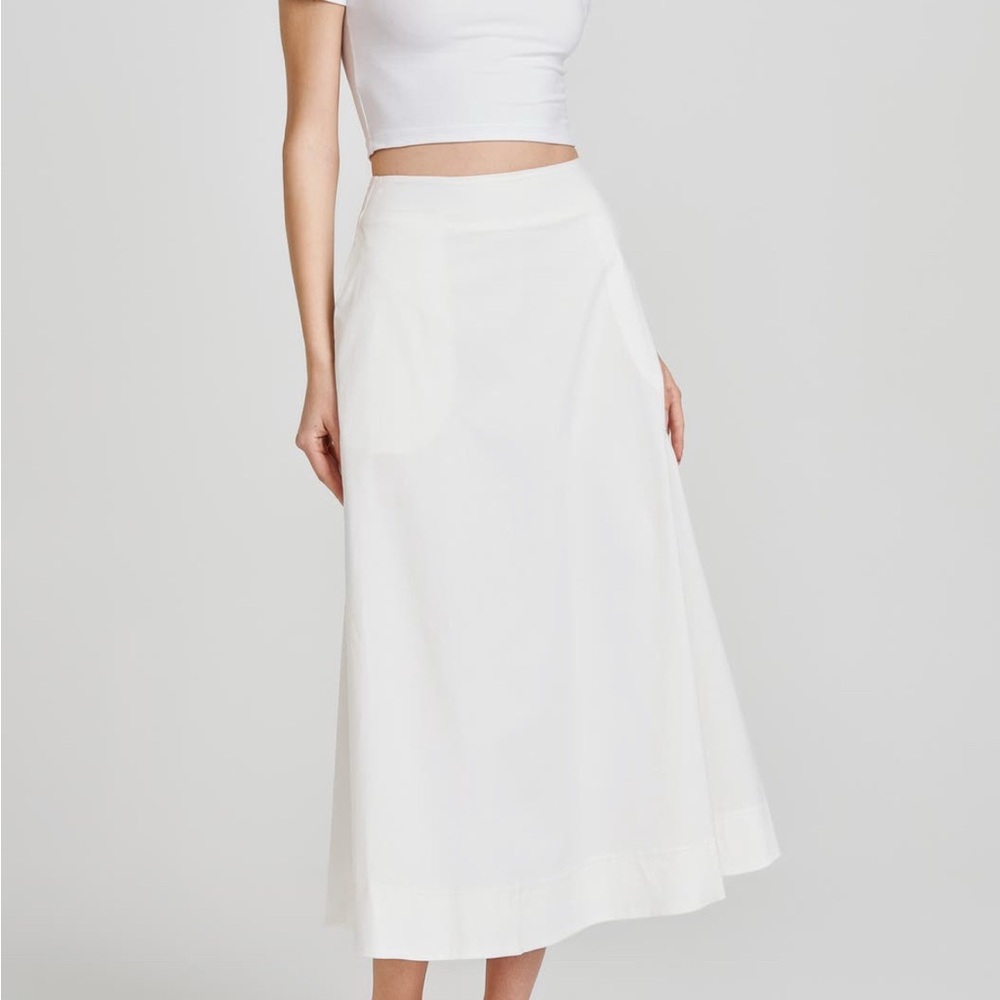 (NWT) WAYF Lilly Stretch Cotton White Midi Skirt